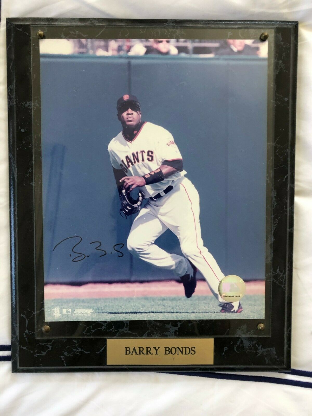 Beautiful Barry Bonds Autographed Photo (plaque) 11 X 13 W/ Coa!!!