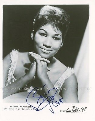 Aretha Franklin Signed Autograph 8x10 Rpt Photo Legend Respect Queen Of Soul