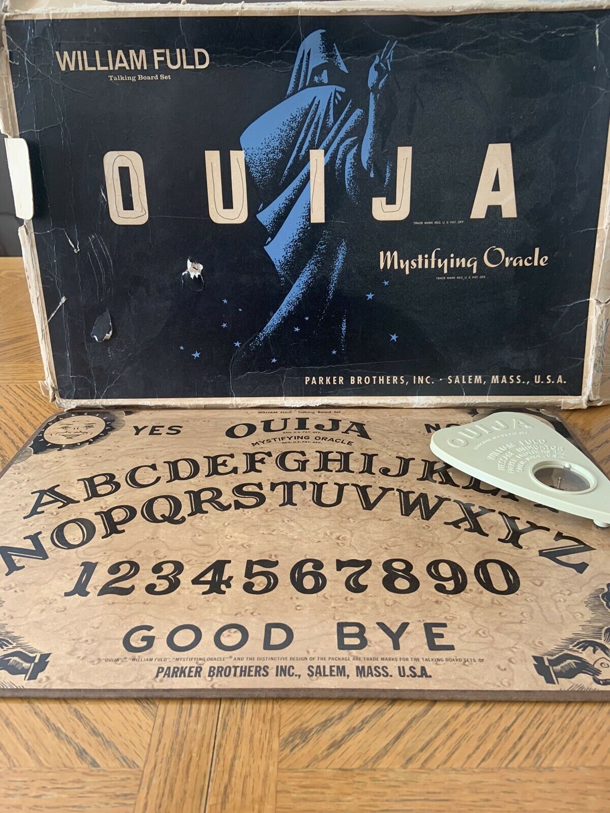 Vtg William Fuld, Baltimore "mystifying Oracle" Talking Ouija Board